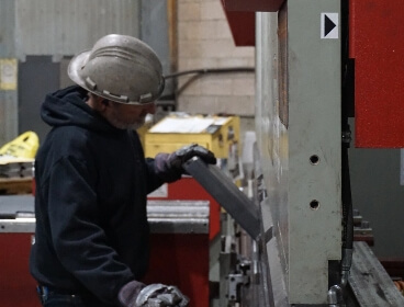 Professional brake worker image